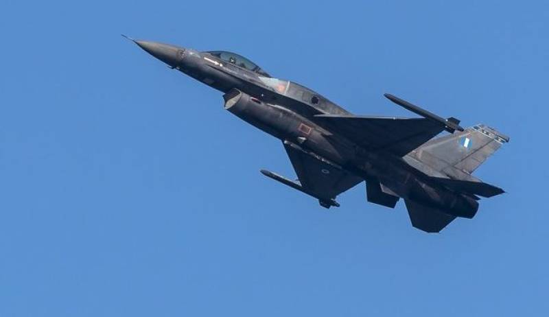 "Μπαράζ" υπερπτήσεων τουρκικών F-16 πάνω από το Αιγαίο (βίντεο)
