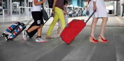 Από Τετάρτη 30 Ιουνίου οι αυστηρότερες προϋποθέσεις για είσοδο Ρώσων πολιτών στην Ελλάδα