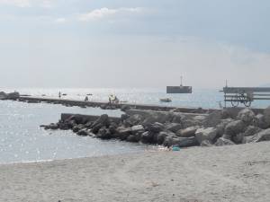 Καθαρισμός του βυθού στο λιμάνι της Καλαμάτας