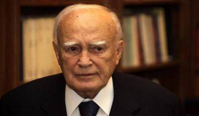 Το &quot;αντίο&quot; του πολιτικού κόσμου στον Κάρολο Παπούλια