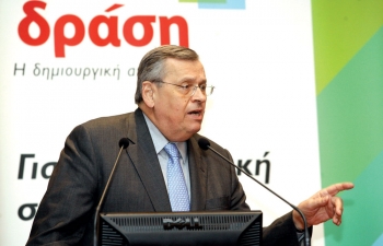 Ο πρόεδρος της &quot;Δράσης&quot; Στέφανος Μάνος στην &quot;Ε&quot;: &quot;Ο λαός δεν έχει ακόμα πεισθεί για την καταστροφή&quot;
