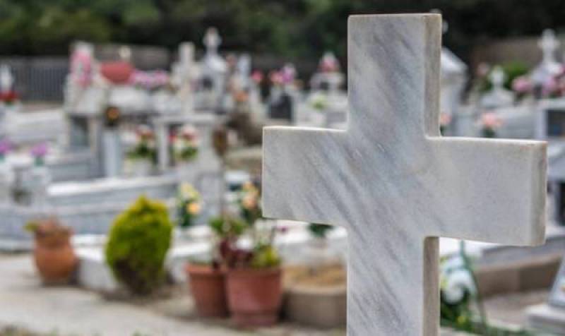 Μεσσηνία: Εκλεψε 150 κιλά λάδι από το Κοιμητήριο Πύλου