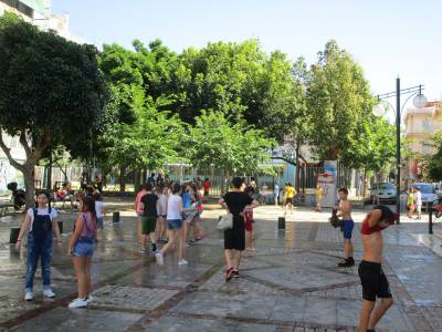 Μπουγελώματα στο τέλος της σχολικής χρονιάς στην Καλαμάτα (βίντεο)