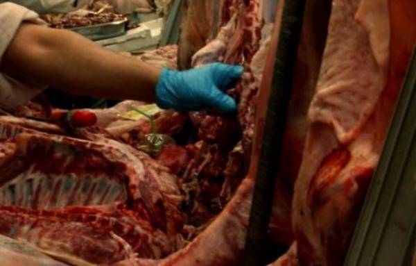 200 κιλά ακατάλληλου κρέατος από τη Ζάκυνθο στην Πελοπόννησο