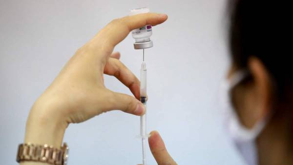 Πέθανε 60χρονη Ελληνίδα από θρόμβωση μετά το εμβόλιο της AstraZeneca (βίντεο)