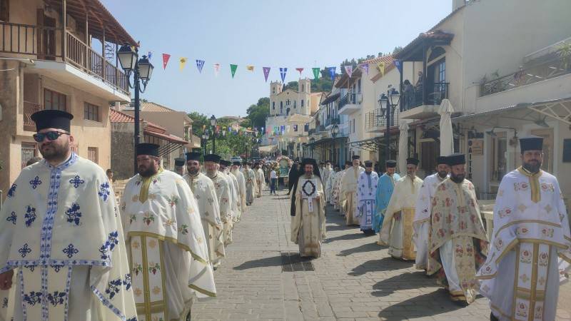 Η Κυπαρισσία γιόρτασε την Πεντηκοστή και το Αγιο Πνεύμα