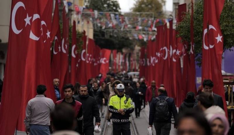 Έκρηξη στην Κωνσταντινούπολη: Σήμα από Interpol για αναζήτηση και δεύτερου υπόπτου (βίντεο)