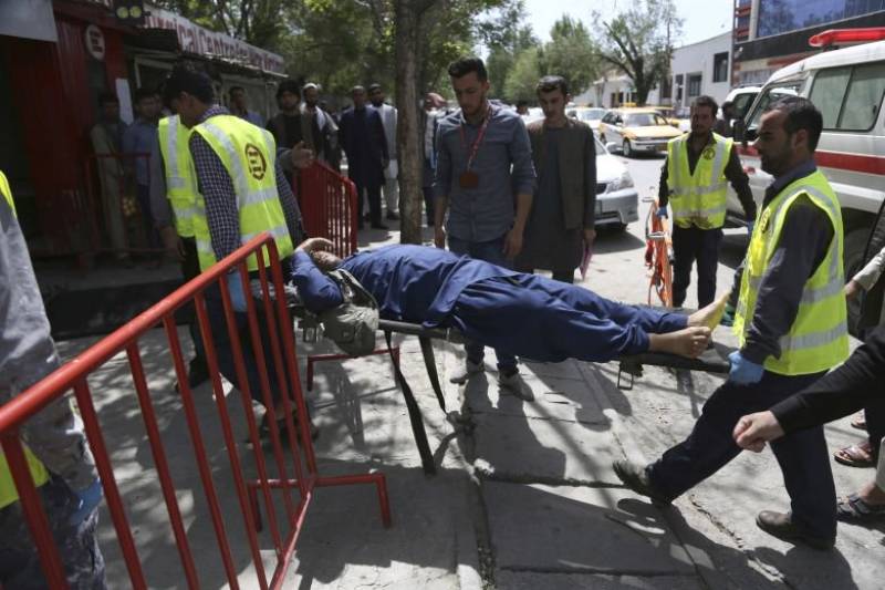 Το ΙΚ ανέλαβε την ευθύνη για τη διπλή βομβιστική επίθεση στην Καμπούλ- 21 νεκροί