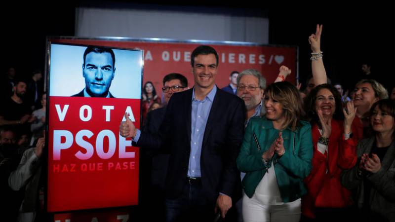 Δημοσκόπηση: Οι Σοσιαλιστές της Ισπανίας οδεύουν σε εκλογική νίκη