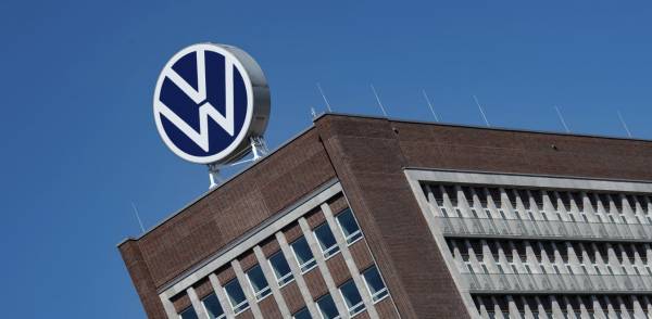 Volkswagen: Κόβει 5.000 θέσεις εργασίας με πρόωρες συνταξιοδοτήσεις