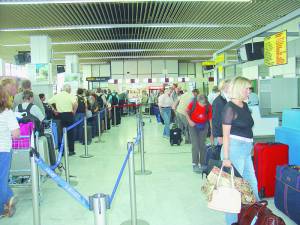 Αύξηση αφίξεων στο αεροδρόμιο Καλαμάτας