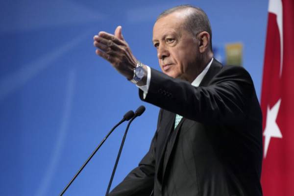 Ερντογάν: Προανήγγειλε αλλαγές στο Σύνταγμα – Μέσα Σεπτεμβρίου η δημοσιοποίηση του μεσοπρόθεσμου