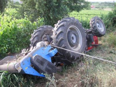 Μεσσηνία: 85χρονος σκοτώθηκε από ανατροπή τρακτέρ στα Σωτηριάνικα