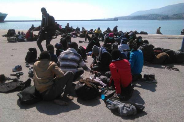145 πρόσφυγες/μετανάστες έφθασαν σήμερα στη Χίο