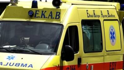 Σοβαρός τραυματισμός 50χρονου μοτοσικλετιστή σε τροχαίο στην Άνθεια