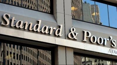 Ο οίκος πιστοληπτικής αξιολόγησης S&amp;P επιβεβαίωσε το αξιόχρεο της Ελλάδας ΒΒΒ με σταθερές προοπτικές