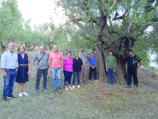 Στο Αχλαδοχώρι η ομάδα «Στην ομορφιά που χάνεται»