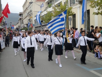 Φωτογραφίες από την παρέλαση στην Καλαμάτα