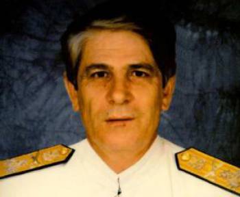 Απεβίωσε ο Μανώλης Πελοποννήσιος