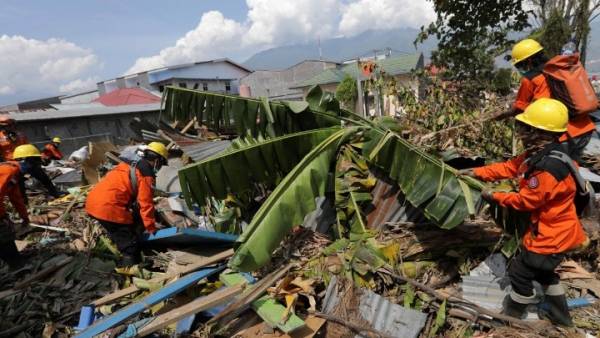 Στους 1.234 οι νεκροί από τον φονικό σεισμό στην Ινδονησία
