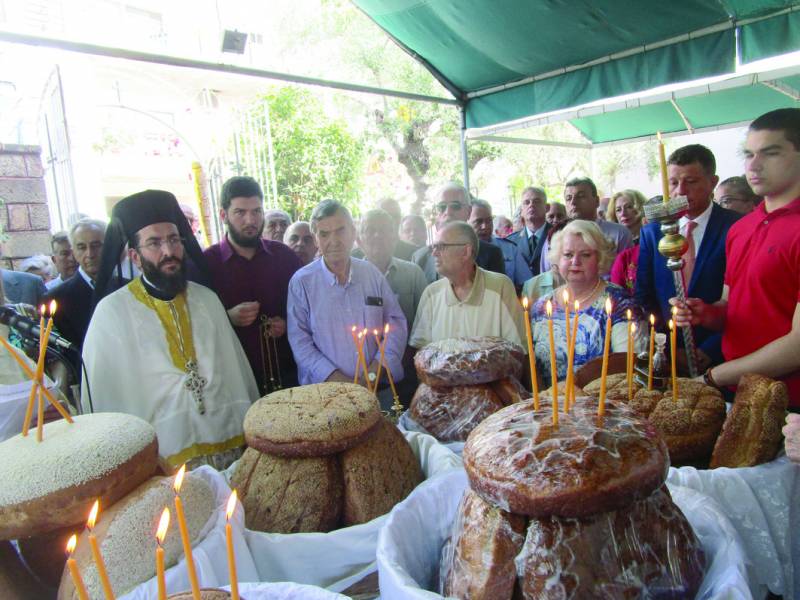 Τον Αγιο Κωνσταντίνο γιόρτασαν οι έμποροι της Καλαμάτας