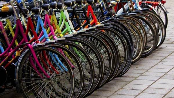 Παραχώρηση χώρων για κοινόχρηστα ποδήλατα στην Καλαμάτα