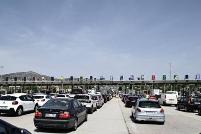 Σε εξέλιξη η επιστροφή των εκδρομέων του Πάσχα (βίντεο)