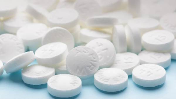 Νέα μελέτη για την ασπιρίνη: Δεν αυξάνει την πιθανότητα επιβίωσης σε ασθενείς με κορονοϊό