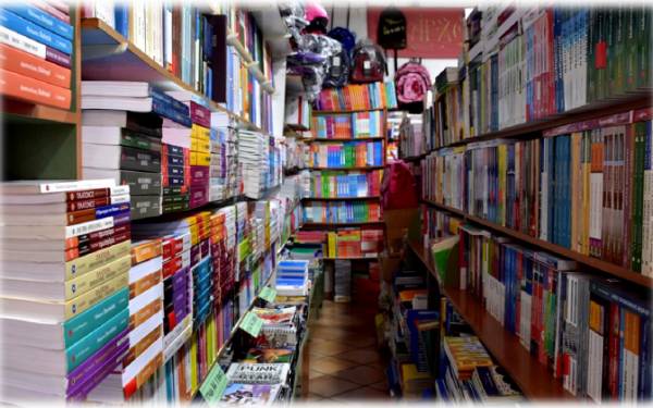 Η αγάπη για το βιβλίο και το βιβλιοπωλείο στις μέρες της κρίσης