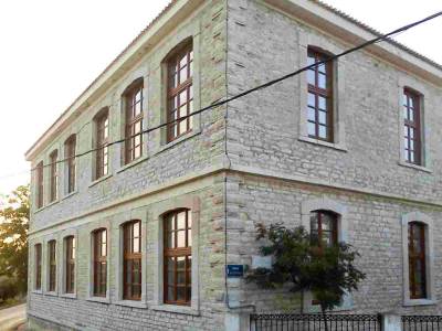 Λάσκαρης για παλιό Δημοτικό Σχολείο Καρτερολίου