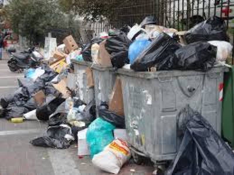 Για άλλους 3 μήνες σε κατάσταση έκτακτης ανάγκης ο Δήμος Οιχαλίας για τα σκουπίδια