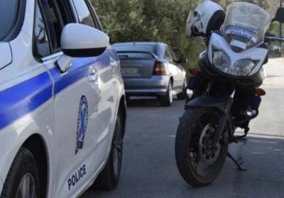 Θεσσαλονίκη: Έβγαλε τη μάσκα και έφτυσε αστυνομικούς για να μην συλληφθεί
