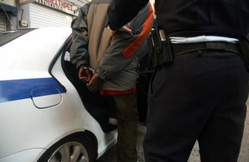 Θεσσαλονίκη: Συνελήφθησαν δύο άτομα που επιτέθηκαν σε εγκυμονούσα για να τη ληστέψουν