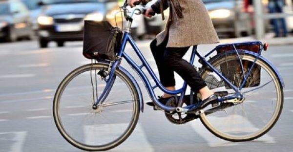 Περπάτημα και ποδήλατο κάνουν καλό ακόμη κι όταν η ατμοσφαιρική ρύπανση είναι μεγάλη