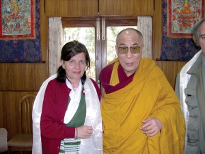 Η πρόεδρος του Συλλόγου Φίλων του Θιβέτ με το Δαλάι Λάμα