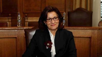 Θεανώ Φωτίου: Τα μεσαία στρώματα είναι αυτά που θα χάσουν, αν κόψει τα επιδόματα ο κ. Μητσοτάκης