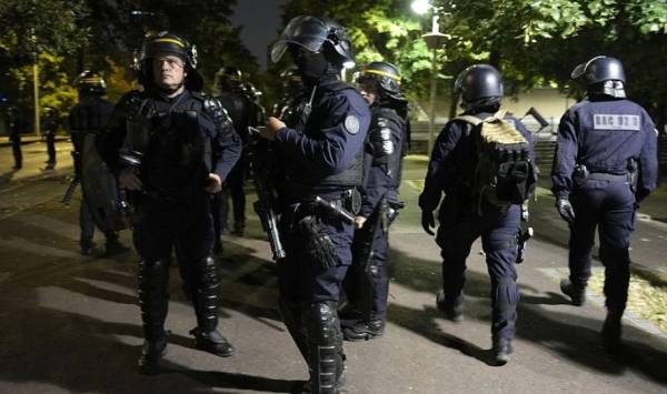 Γαλλία: Περιορίστηκαν οι ταραχές - Μαζικές προσαγωγές από τις αρχές