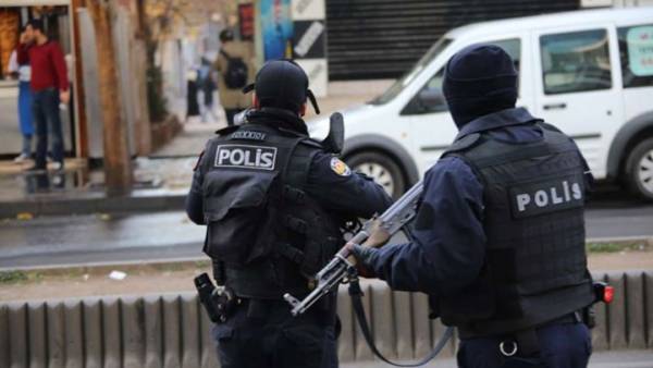 Τουρκία: Συνελήφθησαν 17 ξένοι για διασυνδέσεις με την οργάνωση Ισλαμικό Κράτος