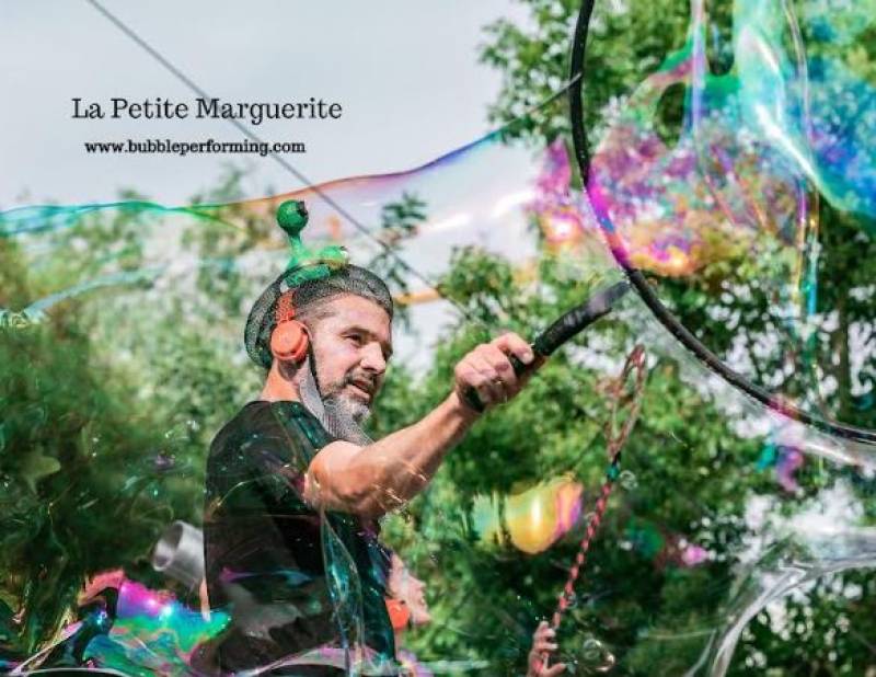 &quot;Bubble Show” στην Καρδαμύλη