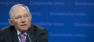 Σόιμπλε: Εχει δίκιο το ΔΝΤ για το κούρεμα, αλλά έτσι παραβιάζονται οι κανόνες της ΕΕ