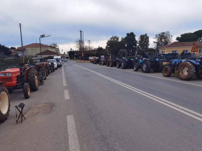 Σε εξέλιξη η διαμαρτυρία αγροτών από Φιλιατρά και Γαργαλιάνους - Τα αιτήματα