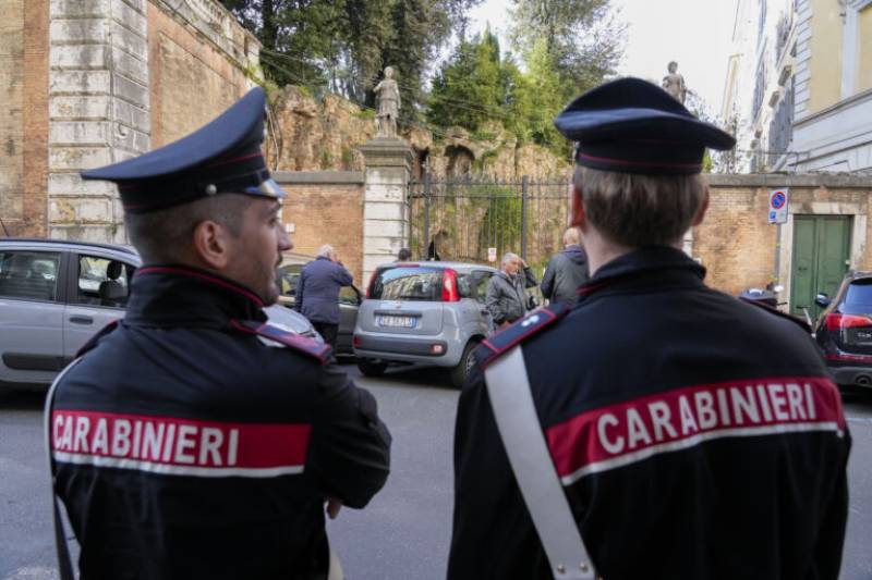 Ιταλία: Άνδρας σκότωσε δύο από τα τρία παιδιά του και τη σύζυγό του (βίντεο)