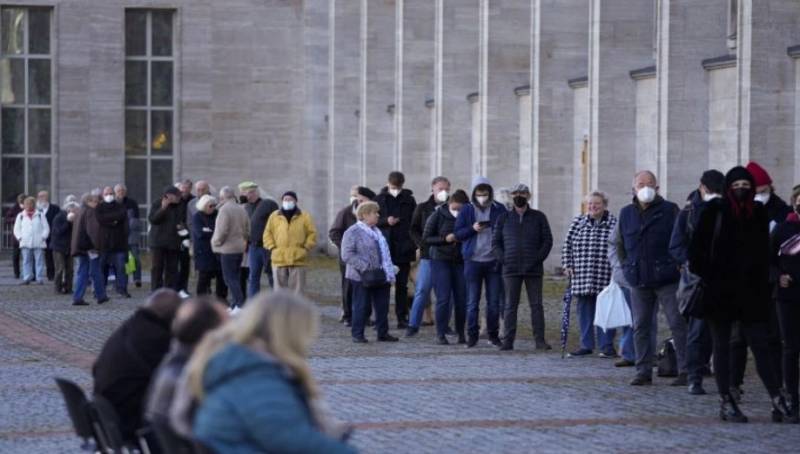 Γερμανία: Σχεδόν 34.000 κρούσματα και 165 θάνατοι το τελευταίο 24ωρο