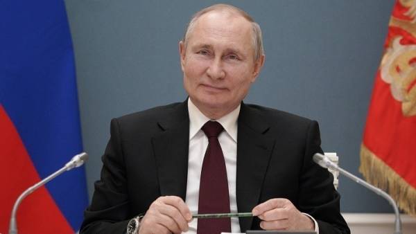 Ρωσία: Ο Πούτιν στο 87,97% σύμφωνα με τα πρώτα αποτελέσματα - &quot;Ναβάλνι&quot; ψήφισε η Γιούλια Ναβάλναγια
