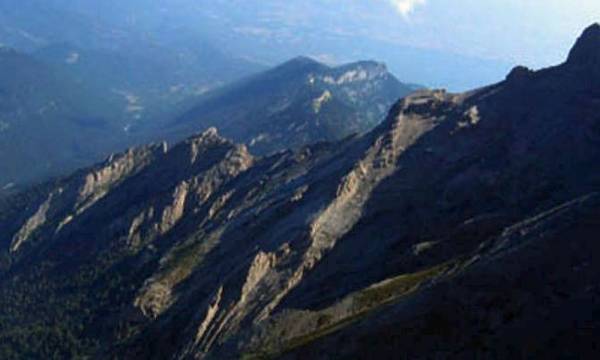 Μαραθώνια επιχείρηση διάσωσης 30χρονου ορειβάτη στον Όλυμπο