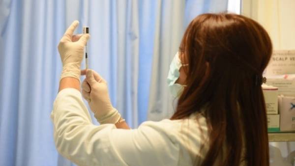 Κορονοϊός: Ξεκίνησαν οι εμβολιασμοί στο Καστελόριζο - Συμμετέχουν όλοι ανεξαρτήτως ηλικίας