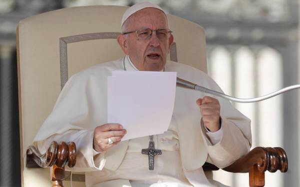 Ο Πάπας Φραγκίσκος καταδίκασε τις επιθέσεις σε Τέξας και Οχάιο