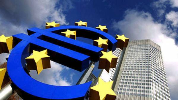 Μειώθηκε κατά 1 δισ. ευρώ το όριο του ELA προς τις τράπεζες