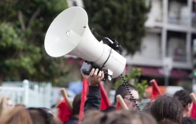 ΑΔΕΔΥ: 24ωρη απεργία την Τετάρτη 28/2 – Πώς θα κινηθούν τα ΜΜΜ (βίντεο)