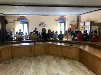 Κάλαντα στο Δήμαρχο Δυτικής Μάνης